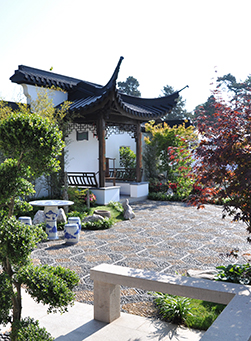 兴发娱乐[苏州景物园林设计,苏州景物园林施工,苏州文物古建修缮,苏州香山制造,苏州园林设计,苏州景物园林设计,苏州园林制造,苏州景物园林制造,苏州古修建修复]
