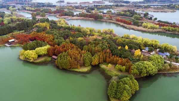 兴发娱乐[苏州景物园林设计,苏州景物园林施工,苏州文物古建修缮,苏州香山制造,苏州园林设计,苏州景物园林设计,苏州园林制造,苏州景物园林制造,苏州古修建修复]