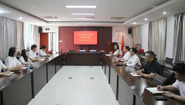 兴发娱乐[苏州景物园林设计,苏州景物园林施工,苏州文物古建修缮,苏州香山制造,苏州园林设计,苏州景物园林设计,苏州园林制造,苏州景物园林制造,苏州古修建修复]