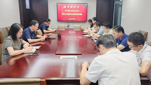 兴发娱乐[苏州景物园林设计,苏州景物园林施工,苏州文物古建修缮,苏州香山制造,苏州园林设计,苏州景物园林设计,苏州园林制造,苏州景物园林制造,苏州古修建修复]
