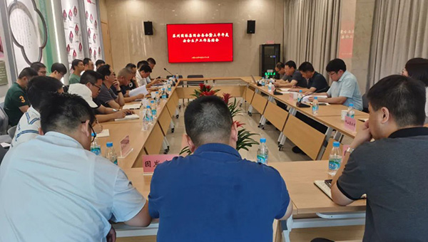 兴发娱乐[苏州景物园林设计,苏州景物园林施工,苏州文物古建修缮,苏州香山制造,苏州园林设计,苏州景物园林设计,苏州园林制造,苏州景物园林制造,苏州古修建修复]