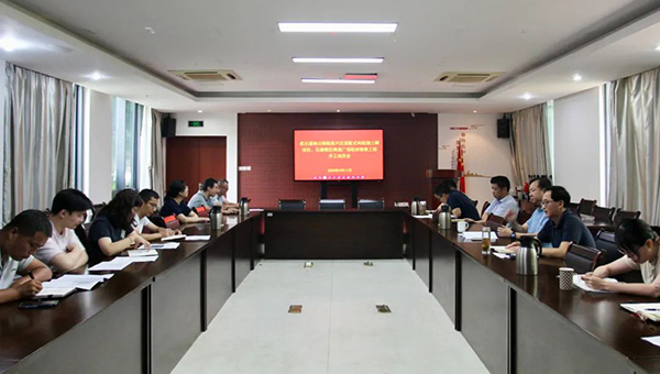 兴发娱乐[苏州景物园林设计,苏州景物园林施工,苏州文物古建修缮,苏州香山制造,苏州园林设计,苏州景物园林设计,苏州园林制造,苏州景物园林制造,苏州古修建修复]