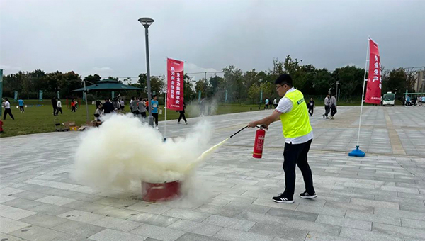 兴发娱乐[苏州景物园林设计,苏州景物园林施工,苏州文物古建修缮,苏州香山制造,苏州园林设计,苏州景物园林设计,苏州园林制造,苏州景物园林制造,苏州古修建修复]