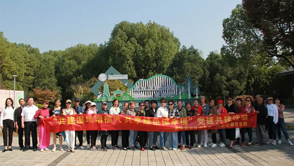 兴发娱乐[苏州景物园林设计,苏州景物园林施工,苏州文物古建修缮,苏州香山制造,苏州园林设计,苏州景物园林设计,苏州园林制造,苏州景物园林制造,苏州古修建修复]