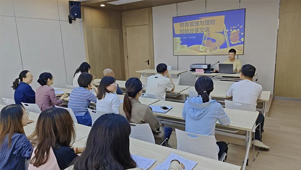 兴发娱乐[苏州景物园林设计,苏州景物园林施工,苏州文物古建修缮,苏州香山制造,苏州园林设计,苏州景物园林设计,苏州园林制造,苏州景物园林制造,苏州古修建修复]