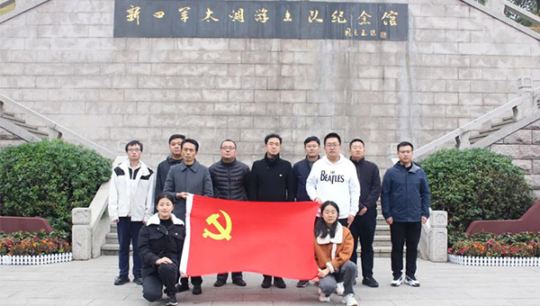 兴发娱乐[苏州景物园林设计,苏州景物园林施工,苏州文物古建修缮,苏州香山制造,苏州园林设计,苏州景物园林设计,苏州园林制造,苏州景物园林制造,苏州古修建修复]