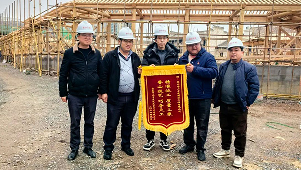 兴发娱乐[苏州景物园林设计,苏州景物园林施工,苏州文物古建修缮,苏州香山制造,苏州园林设计,苏州景物园林设计,苏州园林制造,苏州景物园林制造,苏州古修建修复]