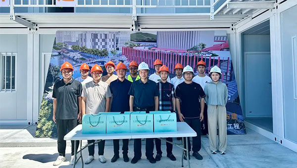 兴发娱乐[苏州景物园林设计,苏州景物园林施工,苏州文物古建修缮,苏州香山制造,苏州园林设计,苏州景物园林设计,苏州园林制造,苏州景物园林制造,苏州古修建修复]