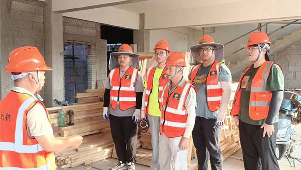 兴发娱乐[苏州景物园林设计,苏州景物园林施工,苏州文物古建修缮,苏州香山制造,苏州园林设计,苏州景物园林设计,苏州园林制造,苏州景物园林制造,苏州古修建修复]