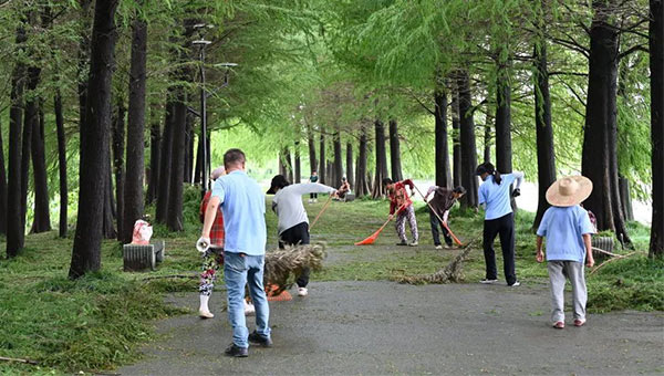 兴发娱乐[苏州景物园林设计,苏州景物园林施工,苏州文物古建修缮,苏州香山制造,苏州园林设计,苏州景物园林设计,苏州园林制造,苏州景物园林制造,苏州古修建修复]