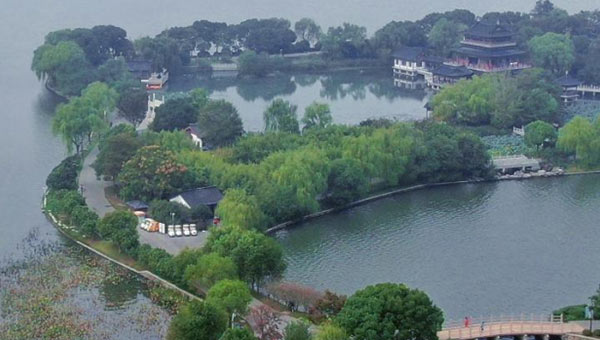 兴发娱乐[苏州景物园林设计,苏州景物园林施工,苏州文物古建修缮,苏州香山制造,苏州园林设计,苏州景物园林设计,苏州园林制造,苏州景物园林制造,苏州古修建修复]