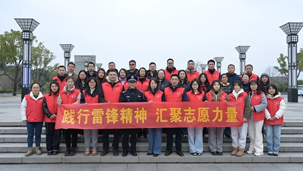 兴发娱乐[苏州景物园林设计,苏州景物园林施工,苏州文物古建修缮,苏州香山制造,苏州园林设计,苏州景物园林设计,苏州园林制造,苏州景物园林制造,苏州古修建修复]