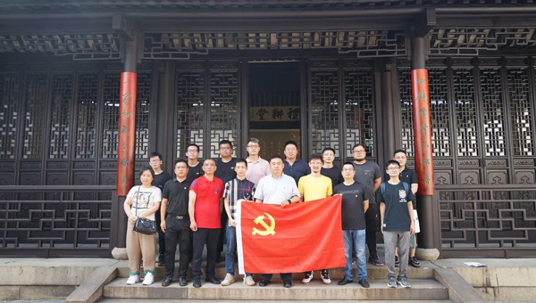 兴发娱乐[苏州景物园林设计,苏州景物园林施工,苏州文物古建修缮,苏州香山制造,苏州园林设计,苏州景物园林设计,苏州园林制造,苏州景物园林制造,苏州古修建修复]