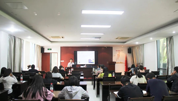 兴发娱乐[苏州景物园林设计,苏州景物园林施工,苏州文物古建修缮,苏州香山制造,苏州园林设计,苏州景物园林设计,苏州园林制造,苏州景物园林制造,苏州古修建修复]