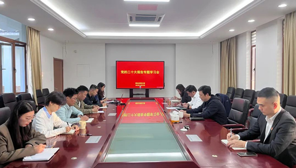 兴发娱乐[苏州景物园林设计,苏州景物园林施工,苏州文物古建修缮,苏州香山制造,苏州园林设计,苏州景物园林设计,苏州园林制造,苏州景物园林制造,苏州古修建修复]