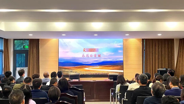 兴发娱乐[苏州景物园林设计,苏州景物园林施工,苏州文物古建修缮,苏州香山制造,苏州园林设计,苏州景物园林设计,苏州园林制造,苏州景物园林制造,苏州古修建修复]