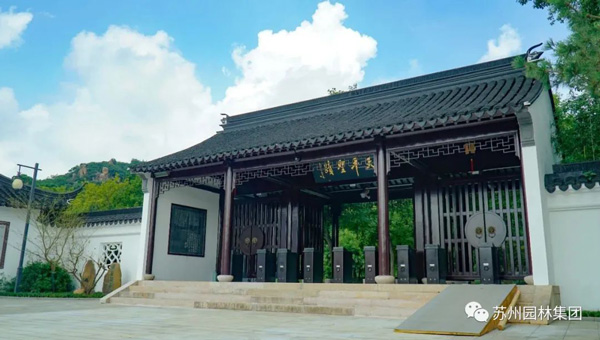 兴发娱乐[苏州景物园林设计,苏州景物园林施工,苏州文物古建修缮,苏州香山制造,苏州园林设计,苏州景物园林设计,苏州园林制造,苏州景物园林制造,苏州古修建修复]