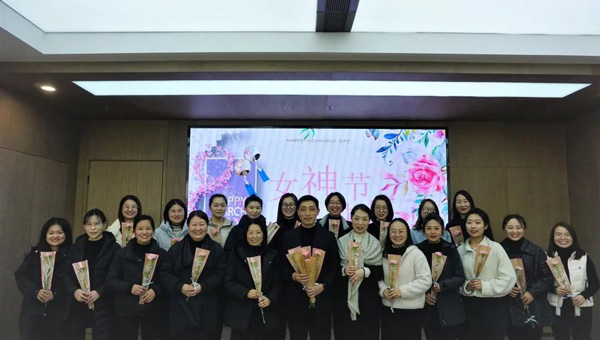 兴发娱乐[苏州景物园林设计,苏州景物园林施工,苏州文物古建修缮,苏州香山制造,苏州园林设计,苏州景物园林设计,苏州园林制造,苏州景物园林制造,苏州古修建修复]