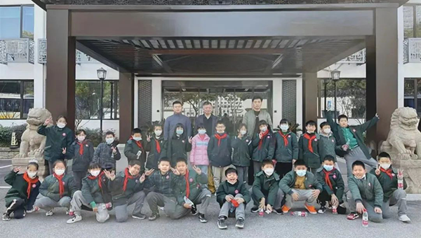 兴发娱乐[苏州景物园林设计,苏州景物园林施工,苏州文物古建修缮,苏州香山制造,苏州园林设计,苏州景物园林设计,苏州园林制造,苏州景物园林制造,苏州古修建修复]