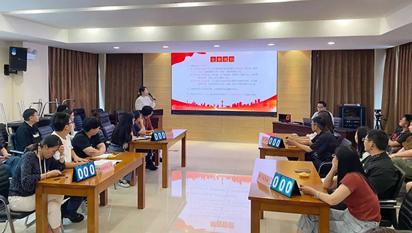 兴发娱乐[苏州景物园林设计,苏州景物园林施工,苏州文物古建修缮,苏州香山制造,苏州园林设计,苏州景物园林设计,苏州园林制造,苏州景物园林制造,苏州古修建修复]