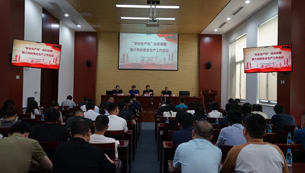 兴发娱乐[苏州景物园林设计,苏州景物园林施工,苏州文物古建修缮,苏州香山制造,苏州园林设计,苏州景物园林设计,苏州园林制造,苏州景物园林制造,苏州古修建修复]
