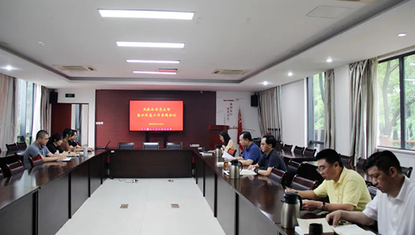 兴发娱乐[苏州景物园林设计,苏州景物园林施工,苏州文物古建修缮,苏州香山制造,苏州园林设计,苏州景物园林设计,苏州园林制造,苏州景物园林制造,苏州古修建修复]