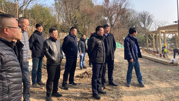 兴发娱乐[苏州景物园林设计,苏州景物园林施工,苏州文物古建修缮,苏州香山制造,苏州园林设计,苏州景物园林设计,苏州园林制造,苏州景物园林制造,苏州古修建修复]