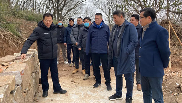 兴发娱乐[苏州景物园林设计,苏州景物园林施工,苏州文物古建修缮,苏州香山制造,苏州园林设计,苏州景物园林设计,苏州园林制造,苏州景物园林制造,苏州古修建修复]
