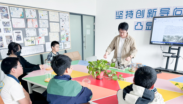 兴发娱乐[苏州景物园林设计,苏州景物园林施工,苏州文物古建修缮,苏州香山制造,苏州园林设计,苏州景物园林设计,苏州园林制造,苏州景物园林制造,苏州古修建修复]