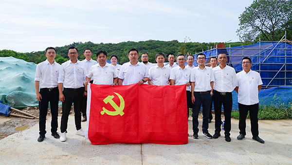 兴发娱乐[苏州景物园林设计,苏州景物园林施工,苏州文物古建修缮,苏州香山制造,苏州园林设计,苏州景物园林设计,苏州园林制造,苏州景物园林制造,苏州古修建修复]