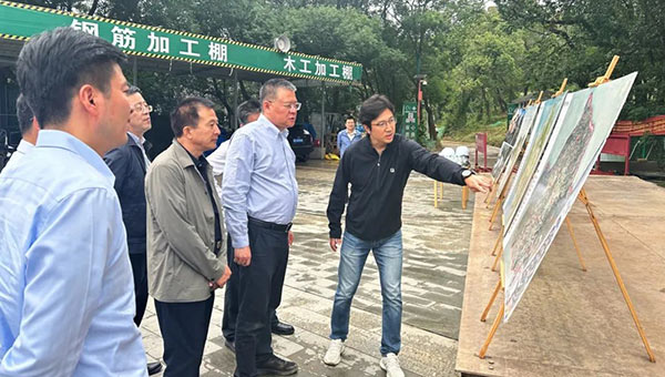 兴发娱乐[苏州景物园林设计,苏州景物园林施工,苏州文物古建修缮,苏州香山制造,苏州园林设计,苏州景物园林设计,苏州园林制造,苏州景物园林制造,苏州古修建修复]