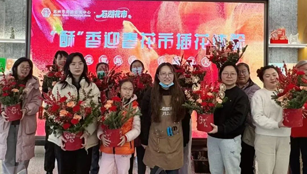 兴发娱乐[苏州景物园林设计,苏州景物园林施工,苏州文物古建修缮,苏州香山制造,苏州园林设计,苏州景物园林设计,苏州园林制造,苏州景物园林制造,苏州古修建修复]