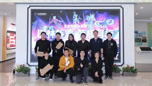 兴发娱乐[苏州景物园林设计,苏州景物园林施工,苏州文物古建修缮,苏州香山制造,苏州园林设计,苏州景物园林设计,苏州园林制造,苏州景物园林制造,苏州古修建修复]