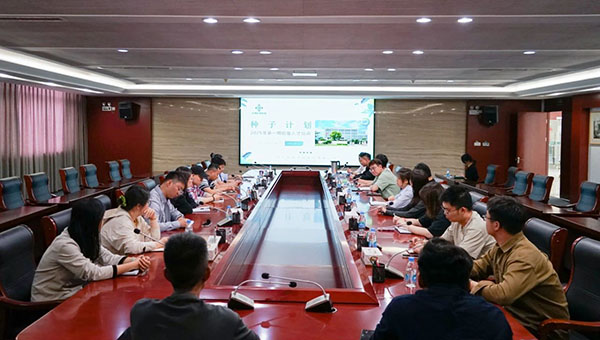 兴发娱乐[苏州景物园林设计,苏州景物园林施工,苏州文物古建修缮,苏州香山制造,苏州园林设计,苏州景物园林设计,苏州园林制造,苏州景物园林制造,苏州古修建修复]