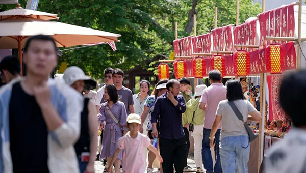 兴发娱乐[苏州景物园林设计,苏州景物园林施工,苏州文物古建修缮,苏州香山制造,苏州园林设计,苏州景物园林设计,苏州园林制造,苏州景物园林制造,苏州古修建修复]